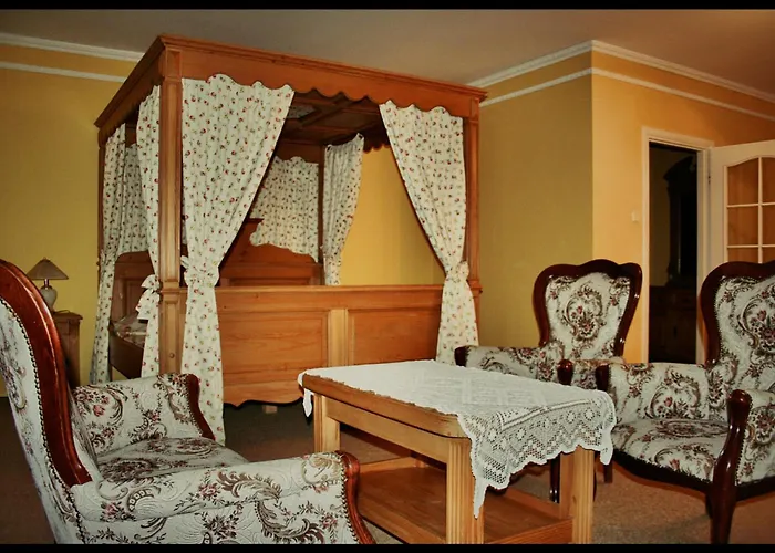 Dworek Osiecki Osieki (Koszalin)