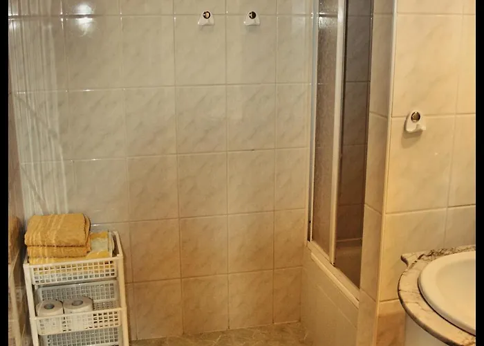 Bed and breakfast Dworek Osiecki 3*