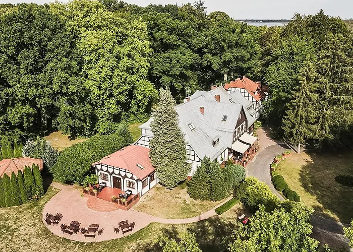 Dworek Osiecki Osieki (Koszalin)